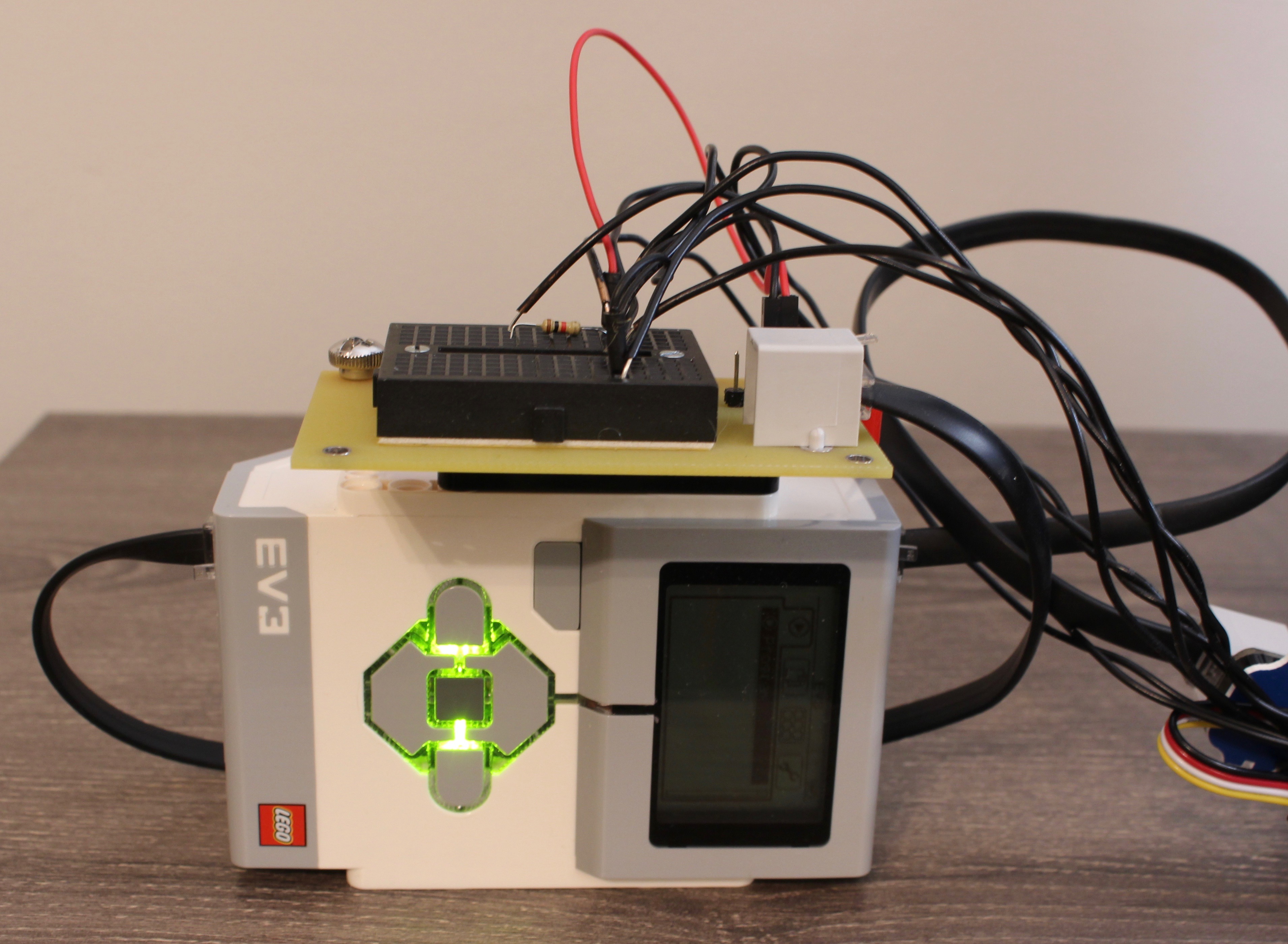 Power is taken from the EV3 Intelligent Brick.